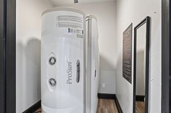 Complimentary tanning studio